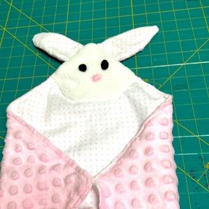 Baby Cuddle Rabbit Blankie.